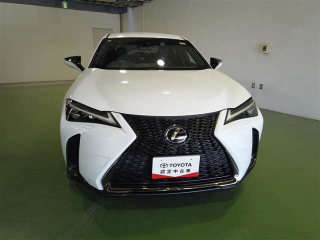 UX200 Fスポーツ