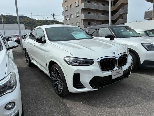 X4M40i 4WD