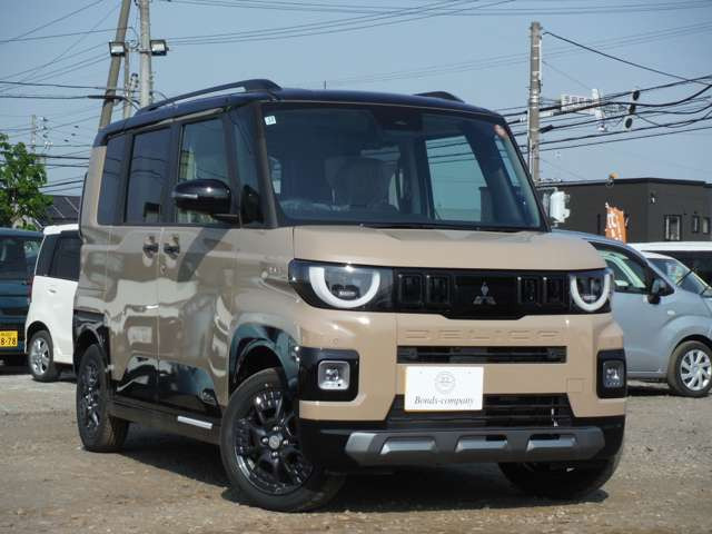 デリカミニT プレミアム 4WD