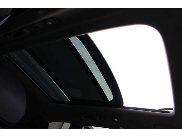 XC60リチャージ アルティメット T6 AWD PHEV 4WD