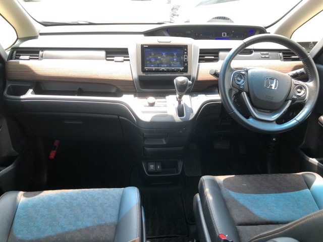 フリード1.5 クロスター ホンダセンシング
