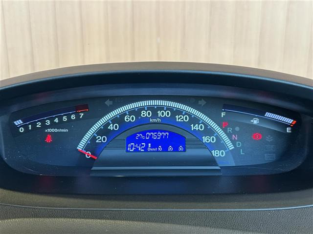 フリード1.5 G ジャストセレクション