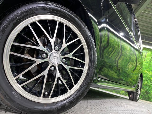 �y15�C���`�A���~�z�C�[���z�O�ςɃ}�b�`�����A���~�z�C�[���𑕒����Ă���܂��B�e��A���~�z�C�[����A�X�^�b�h���X�^�C�����戵�����Ă���܂��B���񂲑��k����������