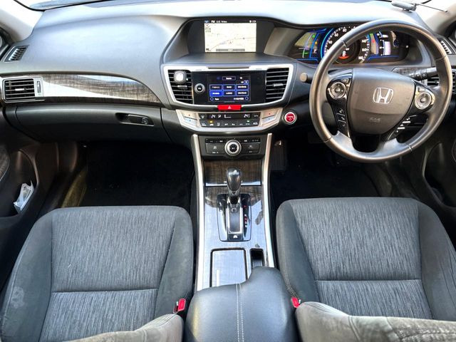 アコードハイブリッド2.0 LX