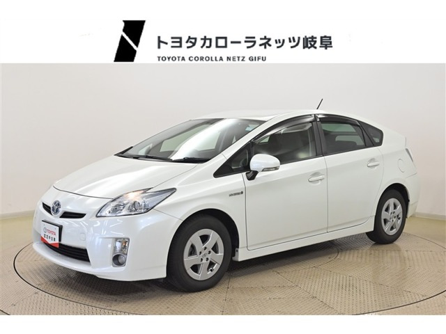 プリウス1.8 S