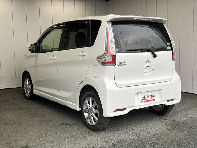 �l�C��4WD�A�y�����ԁA�R���p�N�g�J�[�ASUV�A�Z�_���A�~�j�o���A�A���Ԃ܂ŕ��L����葵���Ă���܂��B