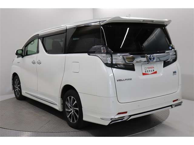 ヴェルファイアハイブリッド 2.5 V Lエディション E-Four 4WD