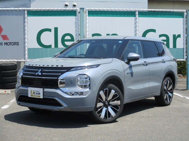 アウトランダーPHEV 2.4 P エグゼクティブ パッケージ 4WD