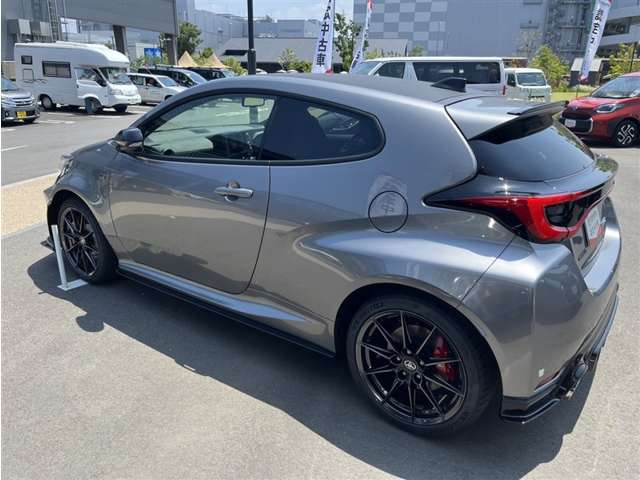 GRヤリス1.6 RZ ハイ パフォーマンス 4WD