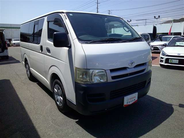 ハイエースバン