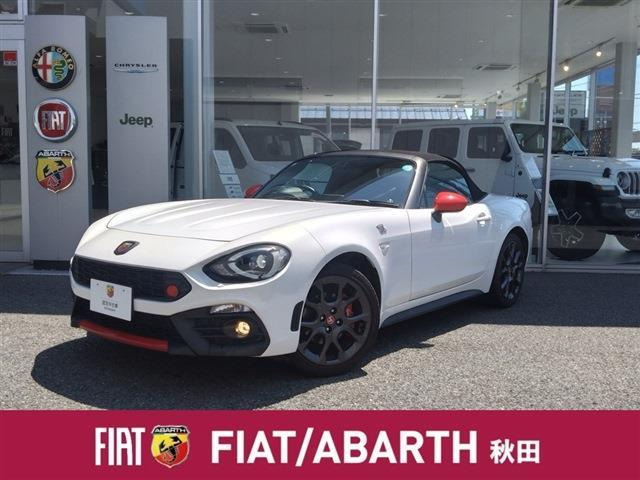 アバルト124スパイダー1.4