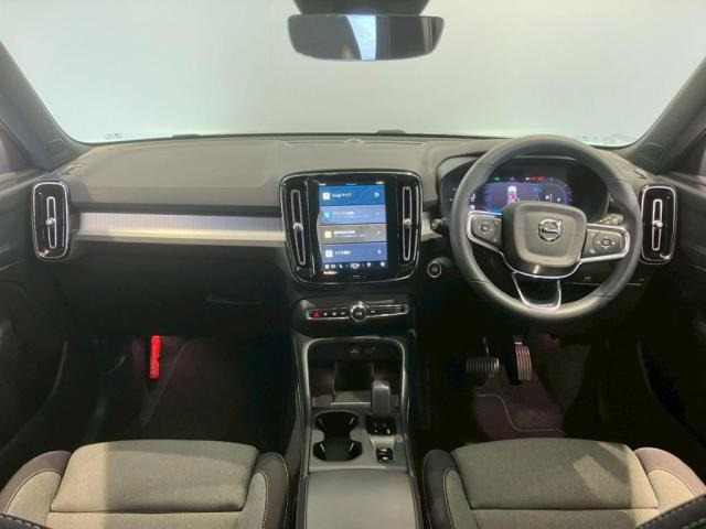 XC40プラス プロ B4 AWD 4WD