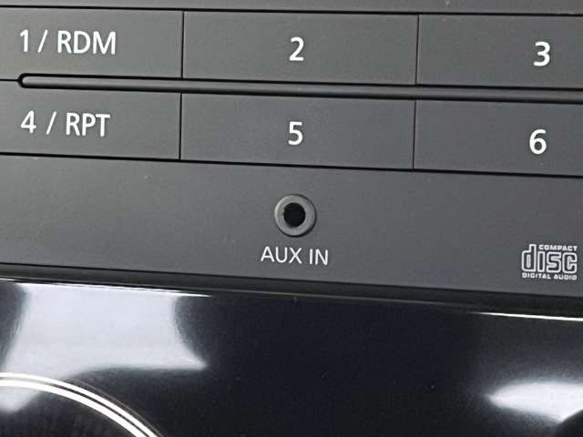 AUX�t��!