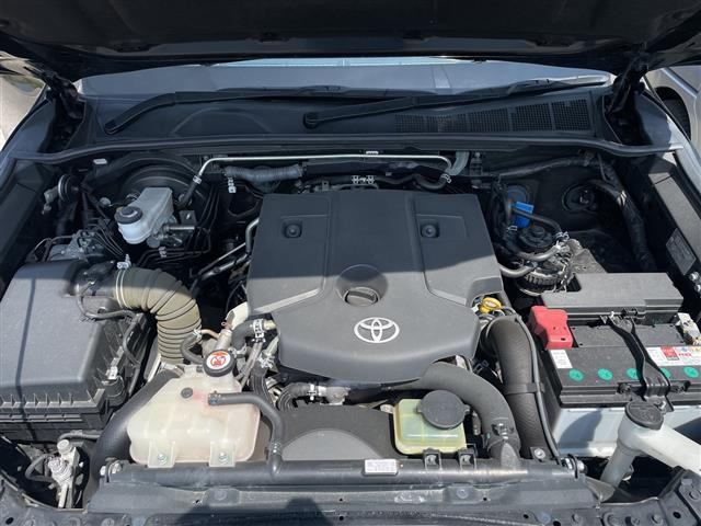 ハイラックス2.4 Z ブラック ラリー エディション ディーゼル 4WD