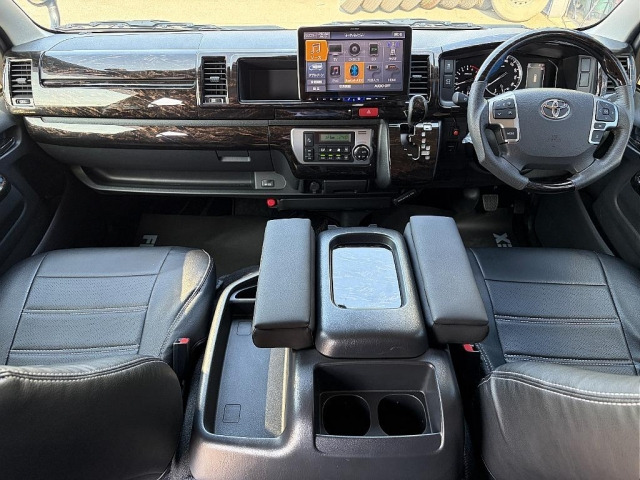 ハイエース2.7 GL ロング ミドルルーフ 4WD