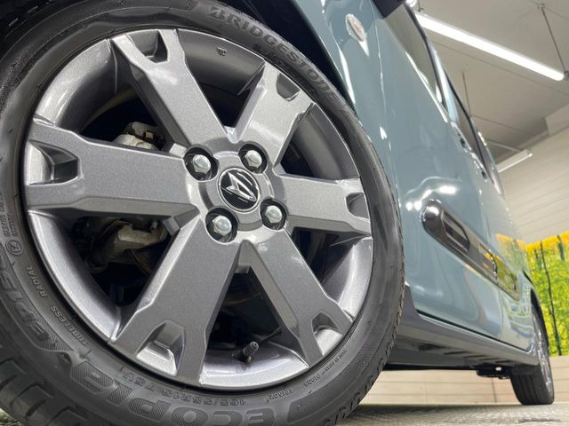 �y�����A���~�z�C�[���z�O�ςɃ}�b�`���������A���~�z�C�[���𑕒����Ă���܂��B�e��ЊO�A���~�z�C�[����A�X�^�b�h���X�^�C�����戵�����Ă���܂��B���񂲑��k����������