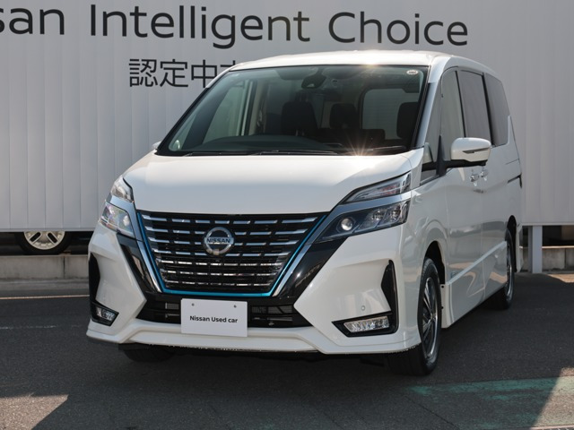 セレナ1.2 e-POWER ハイウェイスターV