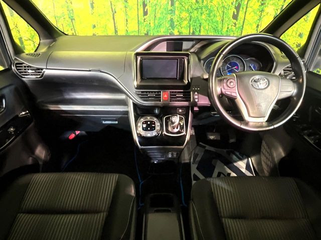 ヴォクシー1.8 ハイブリッド ZS 煌II