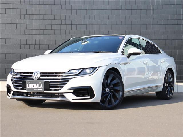 アルテオンRライン 4モーション アドバンス 4WD