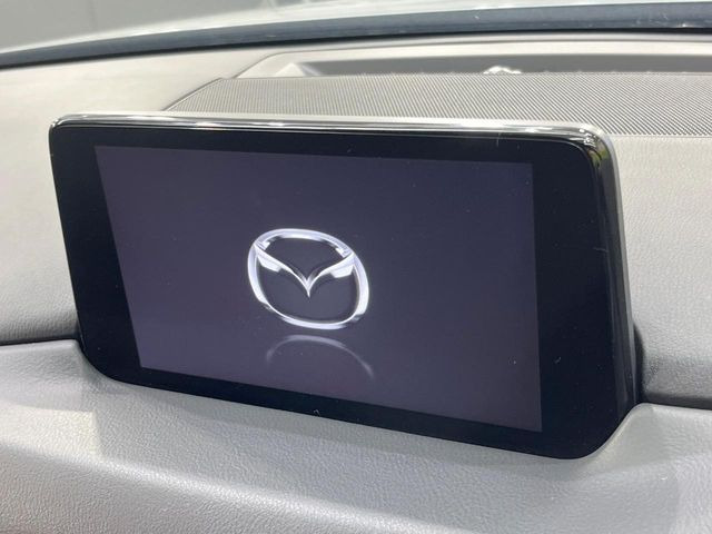 【純正ナビ】人気の純正ナビを装備。オーディオ機能も充実しており、Bluetooth接続すればお持ちのスマホやMP3プレイヤーの音楽を再生可能!毎日の運転がさらに楽しくなります!!