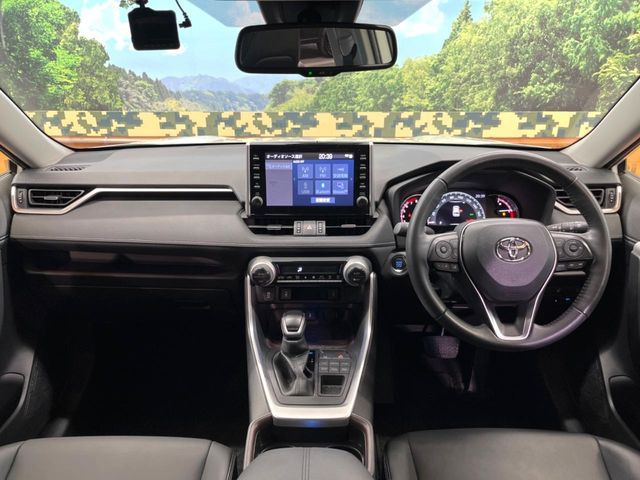 RAV42.0 G 4WD