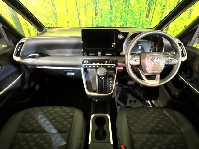 ヴォクシー1.8 ハイブリッド S-Z