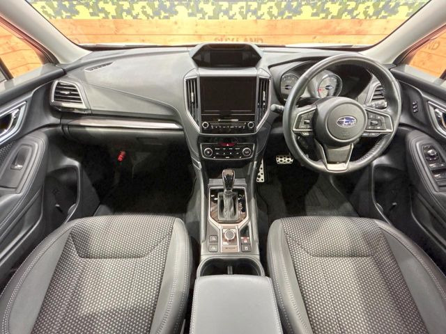 フォレスター2.0 アドバンス 4WD