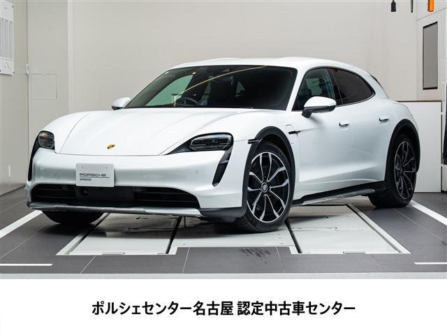 タイカンクロスツーリスモ4 4+1シート 4WD