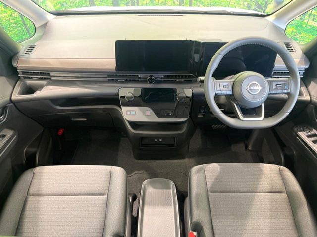 セレナ1.4 e-POWER ハイウェイスターV