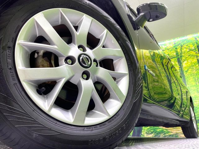 �y����15�C���`�A���~�z�C�[���z�O�ςɃ}�b�`���������A���~�z�C�[���𑕒����Ă���܂��B�e��ЊO�A���~�z�C�[����A�X�^�b�h���X�^�C�����戵�����Ă���܂��B���񂲑��k����������