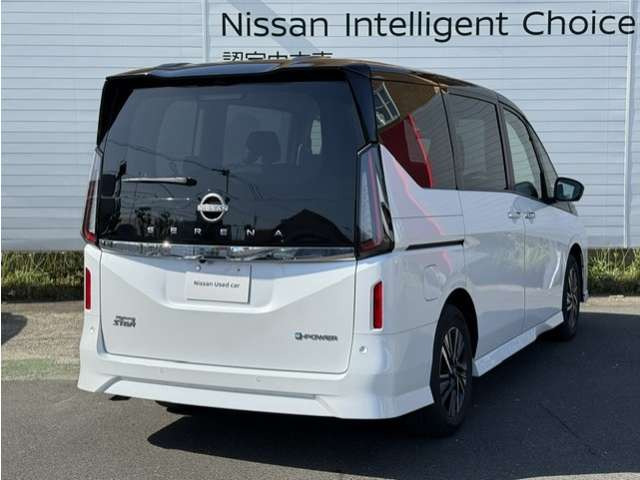 セレナ1.4 e-POWER ハイウェイスターV