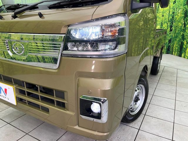 �yLED�w�b�h���C�g�z���V����ԑ��s�����ǍD�Ȏ��E���m�ۂ����S���ĉ^�]�ł��鍂�P�xLED�w�b�h���C�g�𑕔�!�_�����x�������A����d�͂��}�����Ă��܂��B