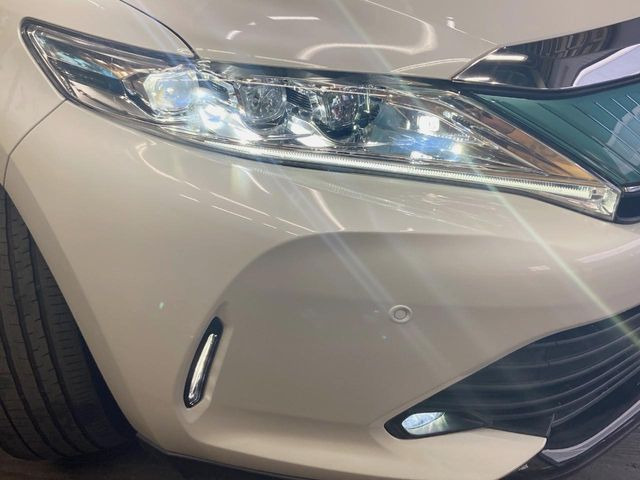 �y�V�[�P���V�����^�[�������v�t��LED�w�b�h���C�g�z�l�C�́w�����E�B���J�[�x�t����LED�w�b�h���C�g�𑕔��􍂋����͂������A�_�����͑��݊������Ղ�ő��Ԃ�����F������₷�����S�ł��B