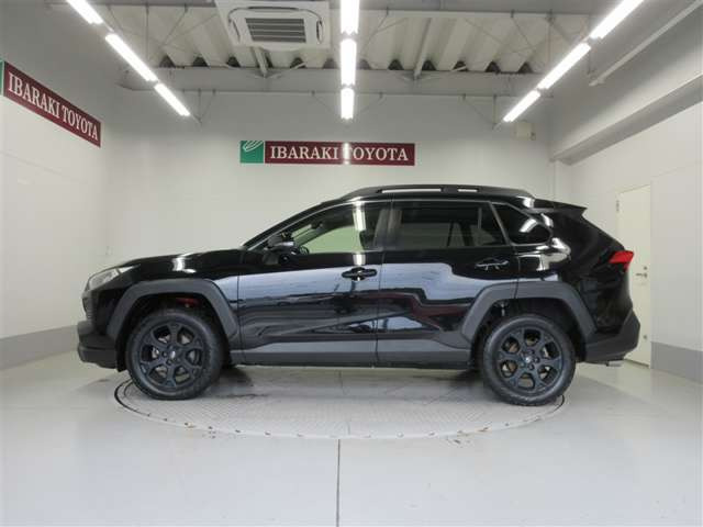 RAV42.0 アドベンチャー オフロードパッケージ 4WD