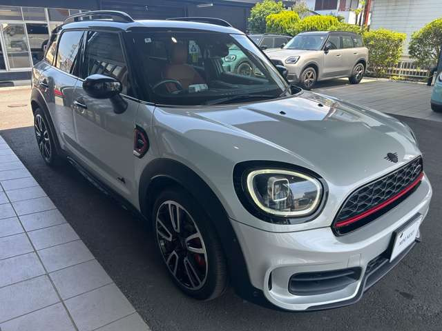 ミニクロスオーバージョン・クーパー・ワークス 4WD