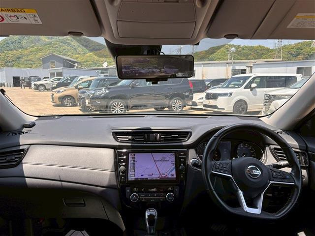 エクストレイル2.0 20Xi