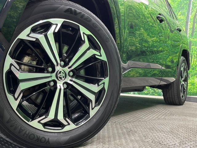 �y����17�C���`�A���~�z�C�[���z�O�ςɃ}�b�`���������A���~�z�C�[���𑕒����Ă���܂��B�e��ЊO�A���~�z�C�[����A�X�^�b�h���X�^�C�����戵�����Ă���܂��B���񂲑��k����������