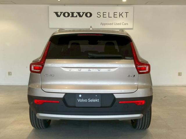 XC40プラス プロ B4 AWD 4WD