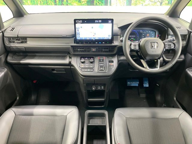 ステップワゴン2.0 e:HEV スパーダ