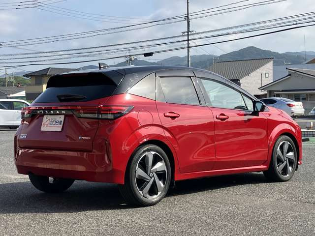 ノートオーラ1.2 G レザーエディション