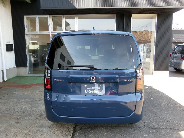 フリード1.5 e:HEV エアー 4WD