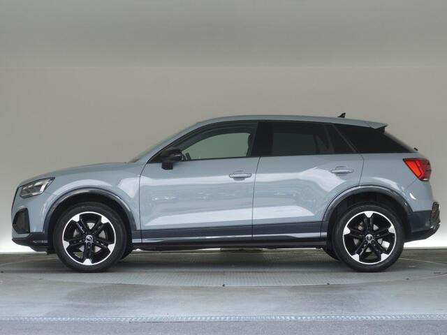 Q2TFSI ブラック スタイル プラス