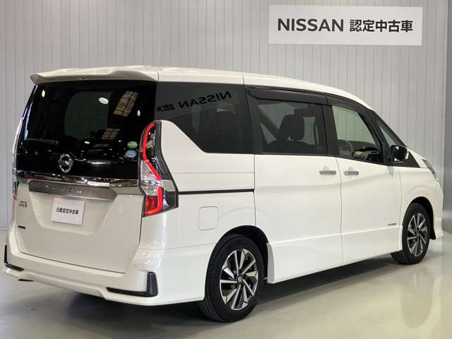 セレナ2.0 ハイウェイスターV