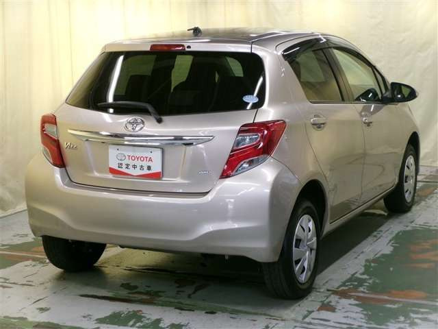 ヴィッツ1.3 F 4WD
