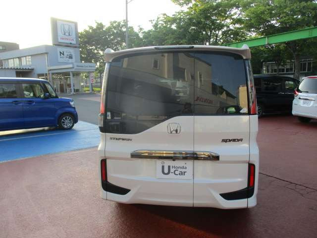 ステップワゴン1.5 スパーダ クールスピリット ホンダ センシング 4WD