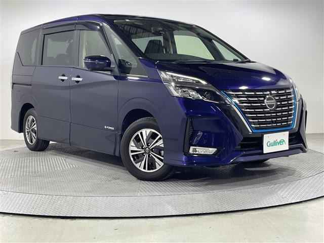 セレナ1.2 e-POWER ハイウェイスターV