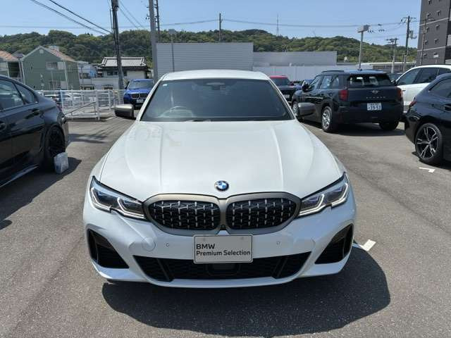 3シリーズセダンM340i xドライブ 4WD