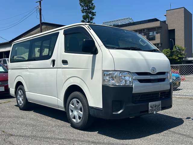 ハイエースバン2.8 DX ロング ディーゼル 4WD