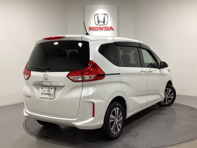 フリード1.5 G ホンダセンシング 4WD