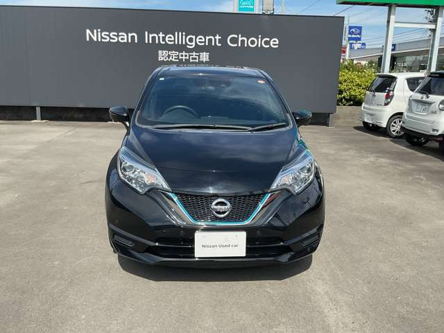 ノート1.2 e-POWER X ブラックアロー